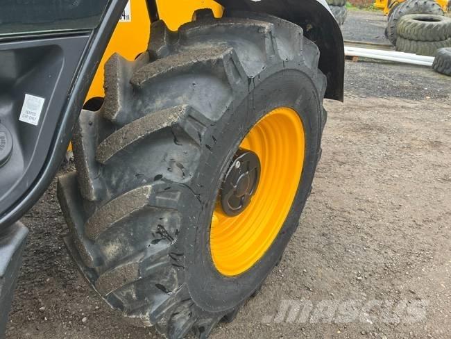 JCB 531-70 伸缩臂叉装车|叉装车