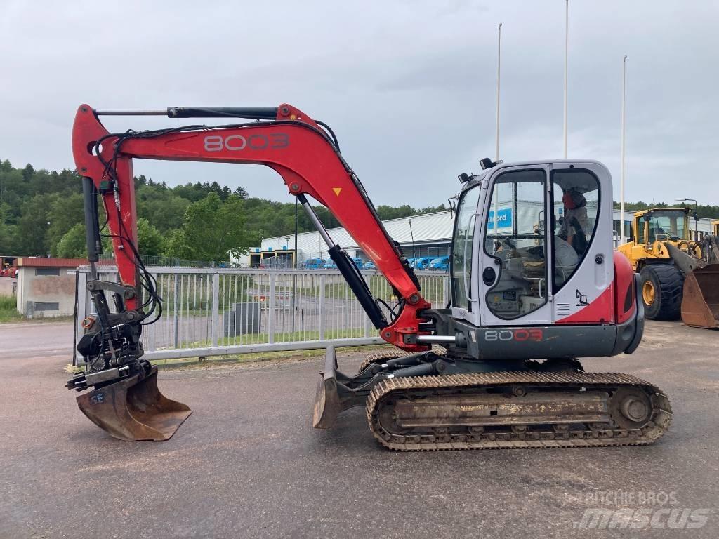 Neuson 8003 中型挖掘机