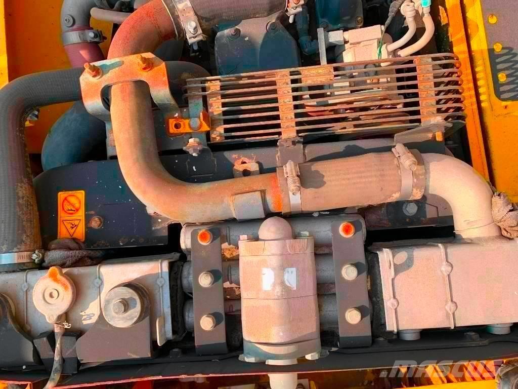 Komatsu PC 240 履带挖掘机