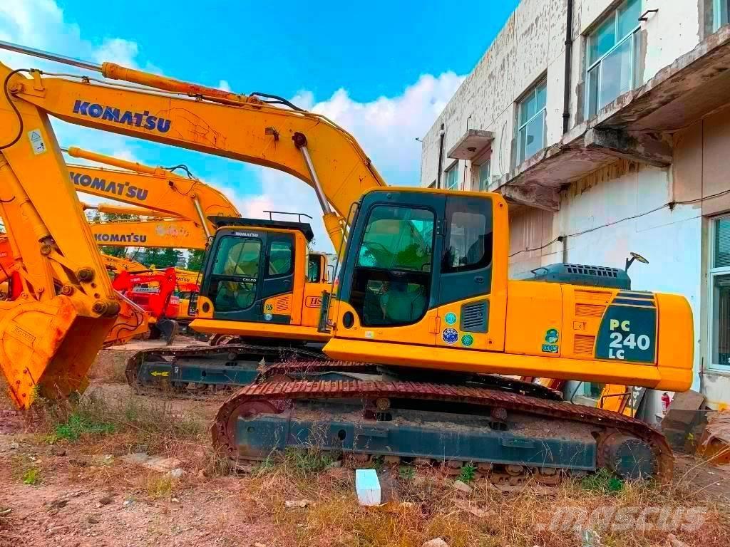 Komatsu PC 240 履带挖掘机