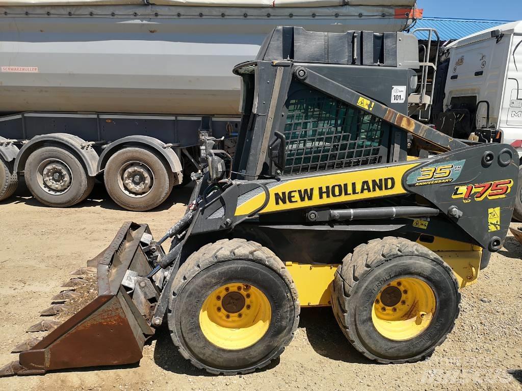 New Holland L 175 滑移装载机