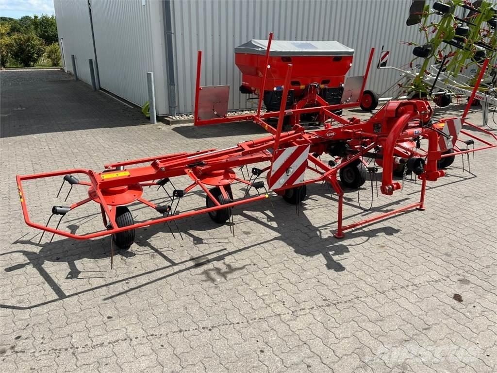 Kuhn GF6502 犁耙和摊草机