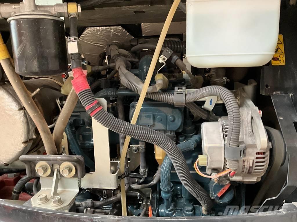 Kubota U 50-5 小型挖掘机