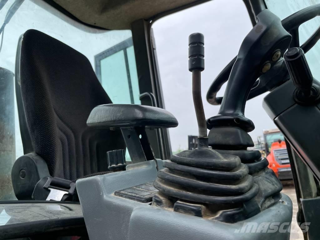 Volvo L 30 ZX 轮式装载机
