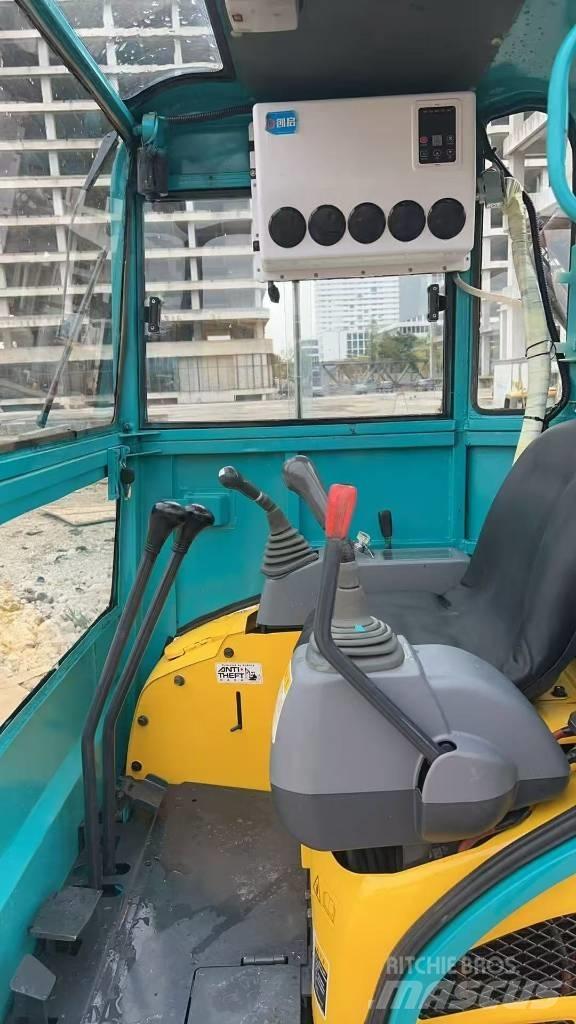 Kubota U 15 小型挖掘机