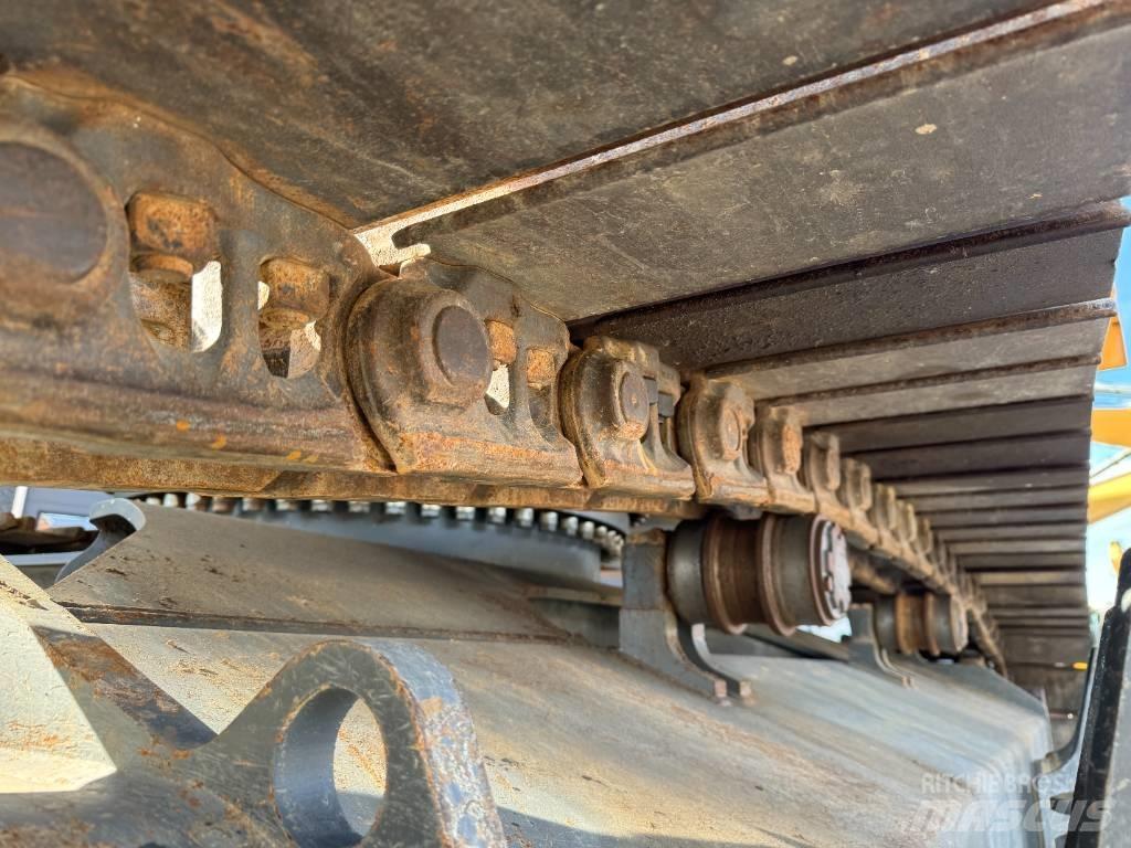Liebherr R 956 LC 履带挖掘机