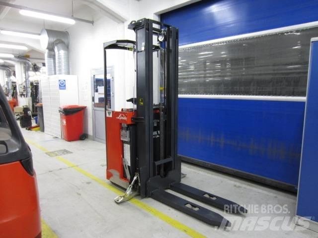 Linde L1600 行走式堆垛机
