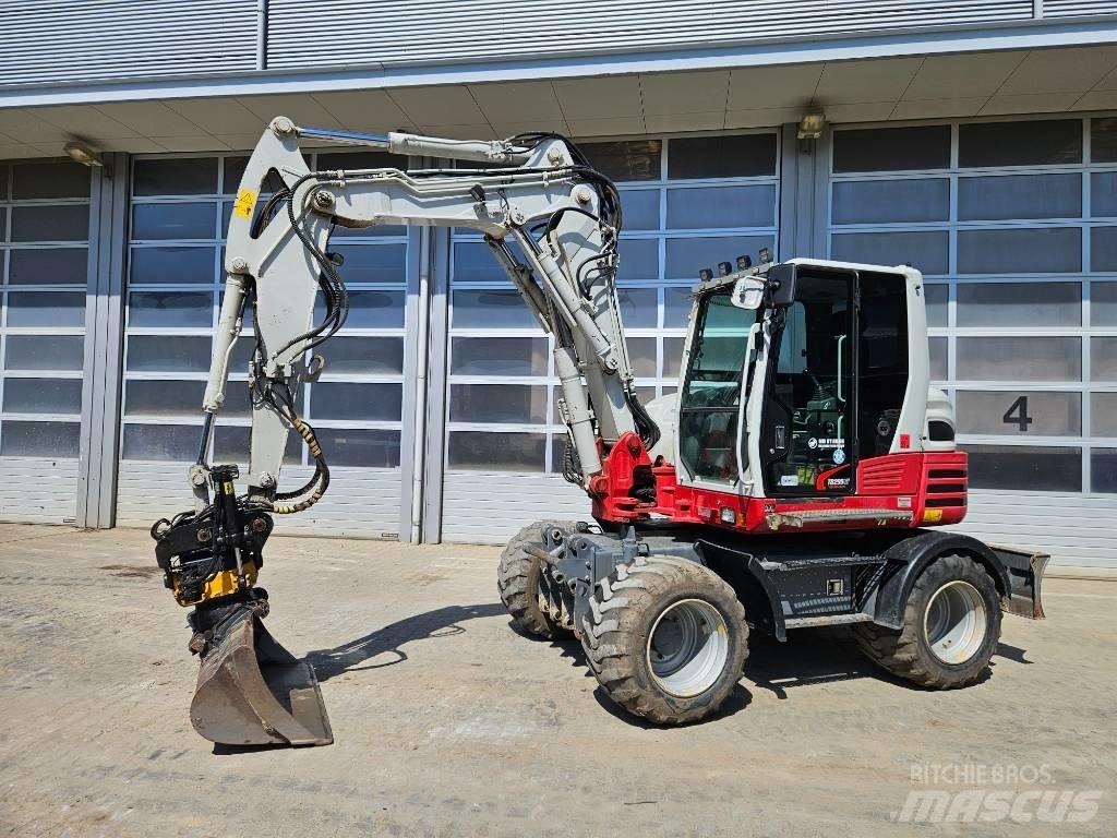 Takeuchi TB295W 轮式挖掘机