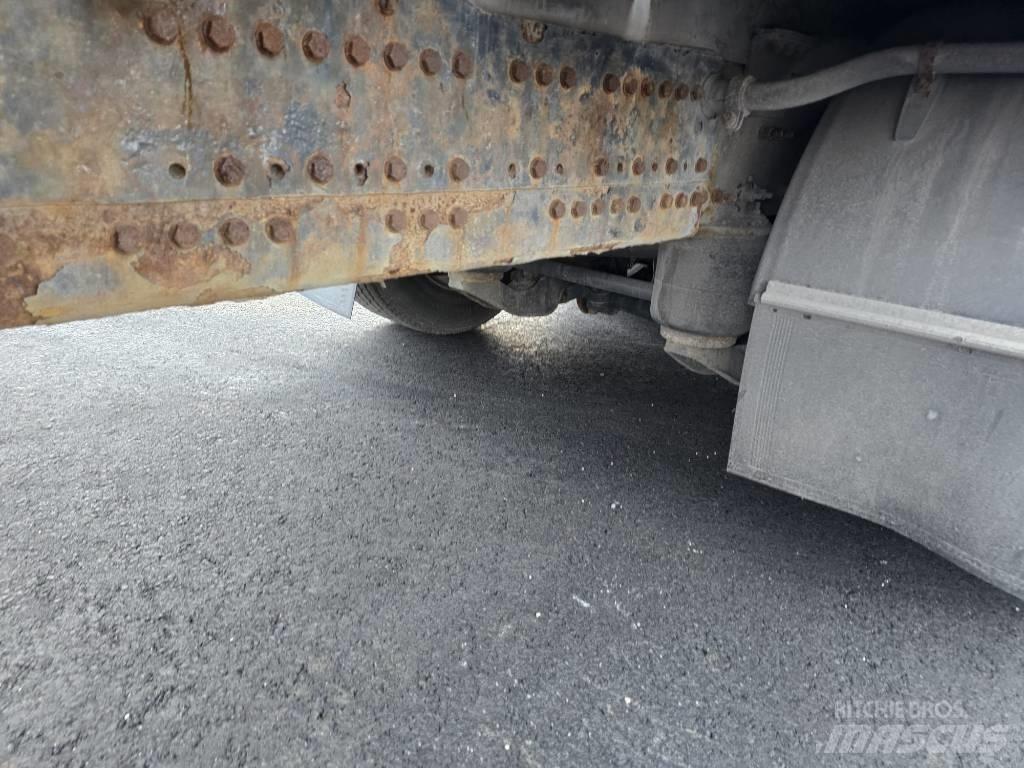 Volvo FM 330 起重车