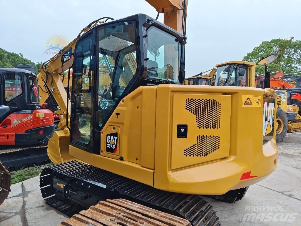 CAT 307.5 小型挖掘机