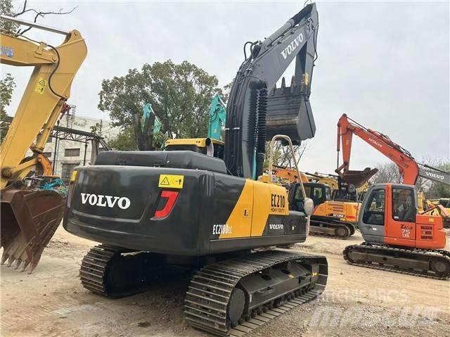 Volvo EC 210 履带挖掘机