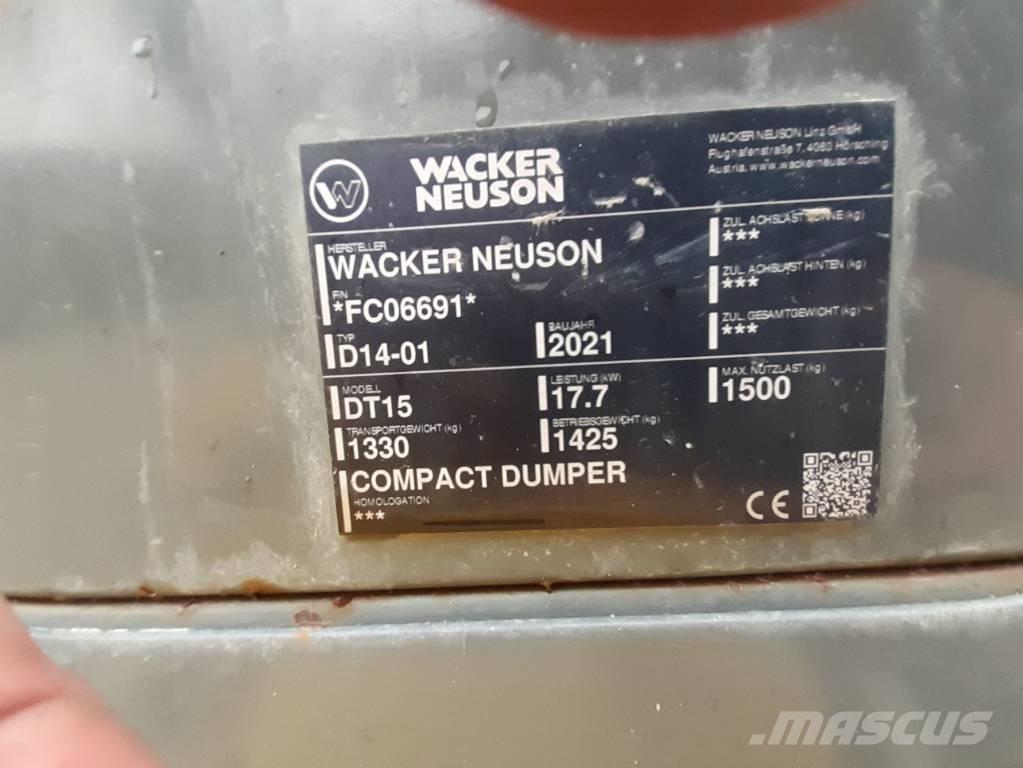 Wacker Neuson DT15 履带式自卸车