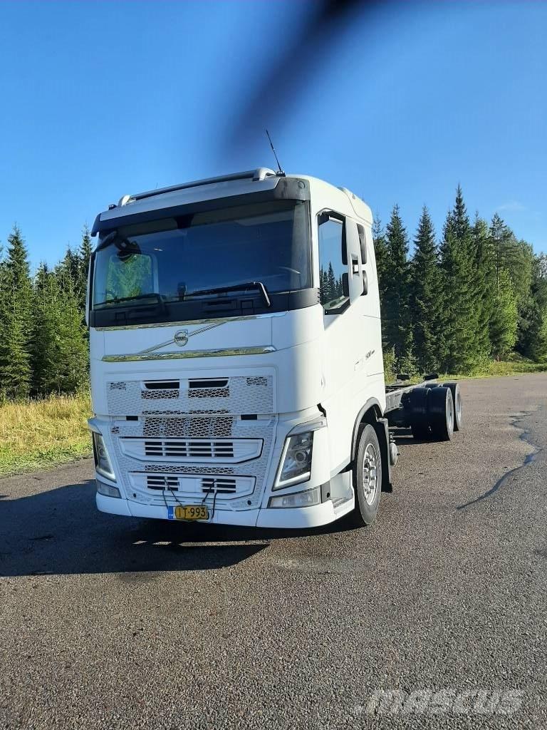 Volvo FH 13 平板车
