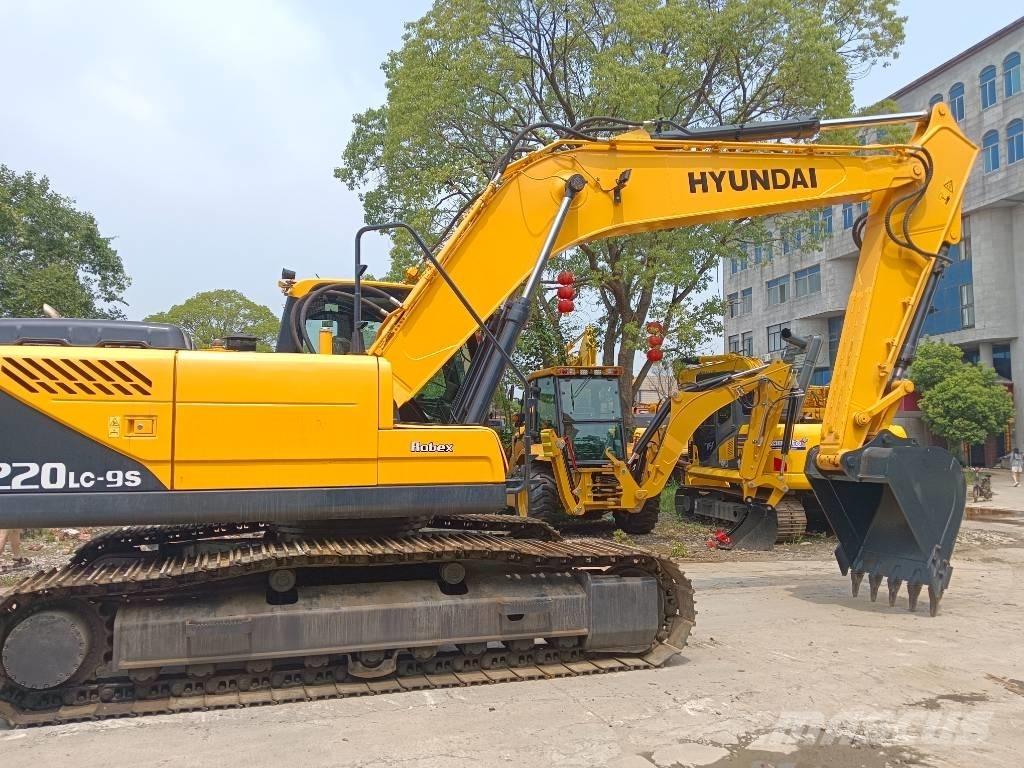 Hyundai R220LC-9S 履带挖掘机