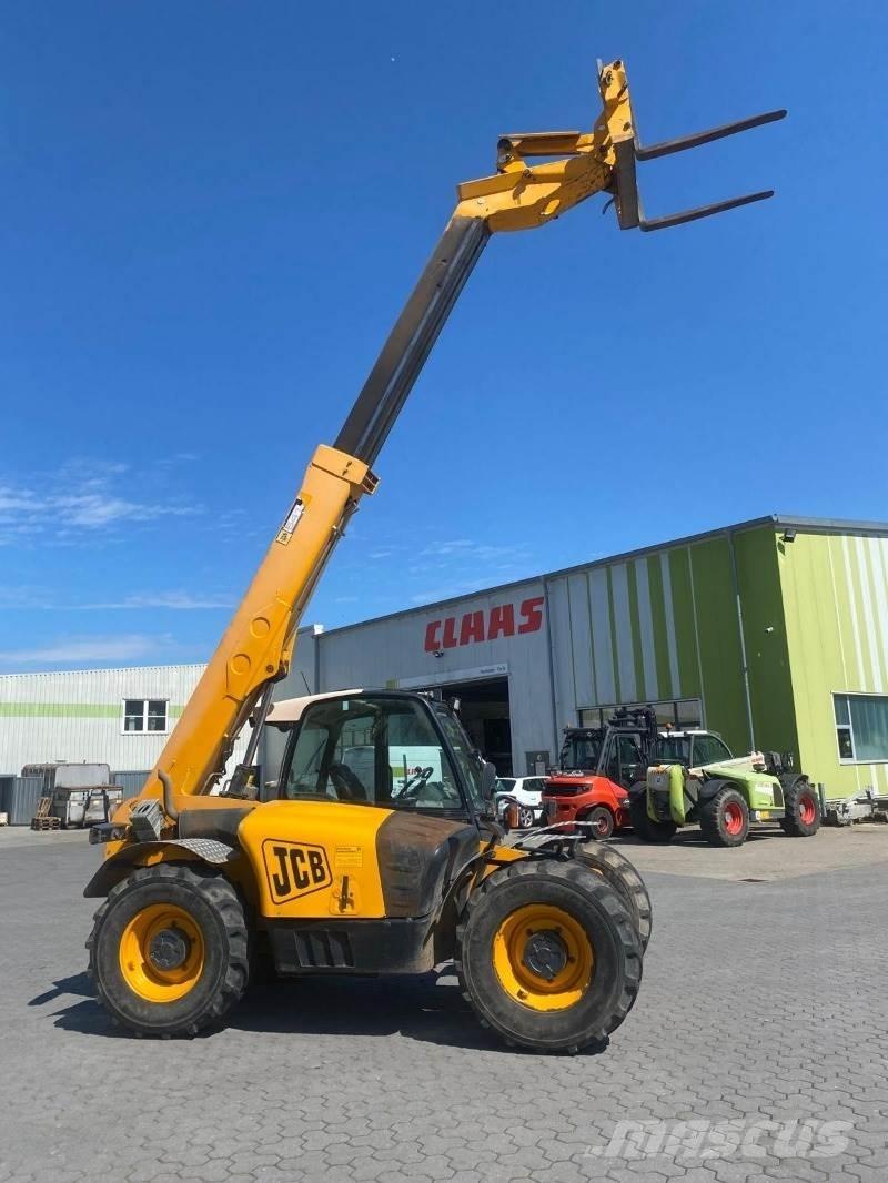 JCB 541-70 伸缩臂叉装车|叉装车