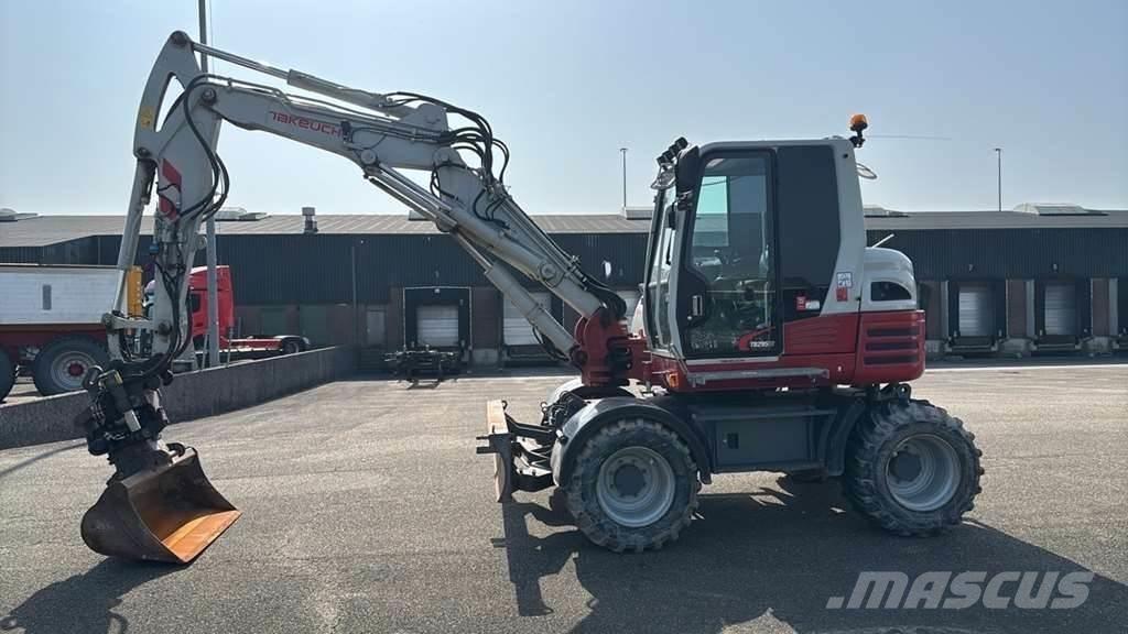 Takeuchi TB295W 特种挖掘机