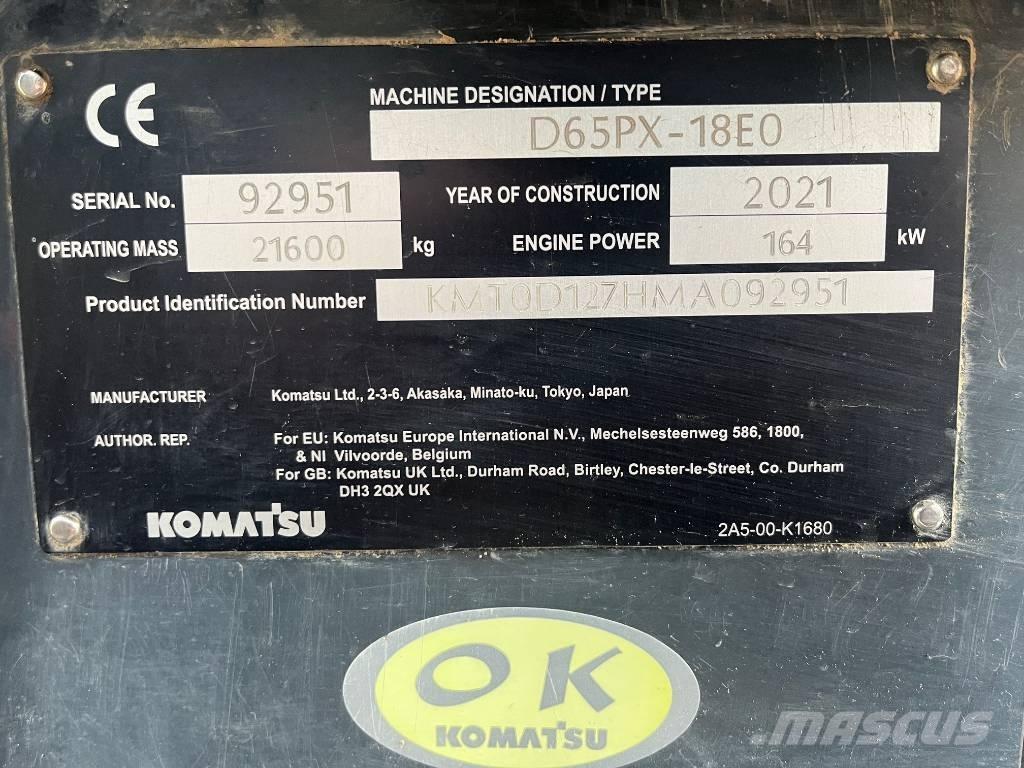 Komatsu D65PX-18E0 履带式推土机