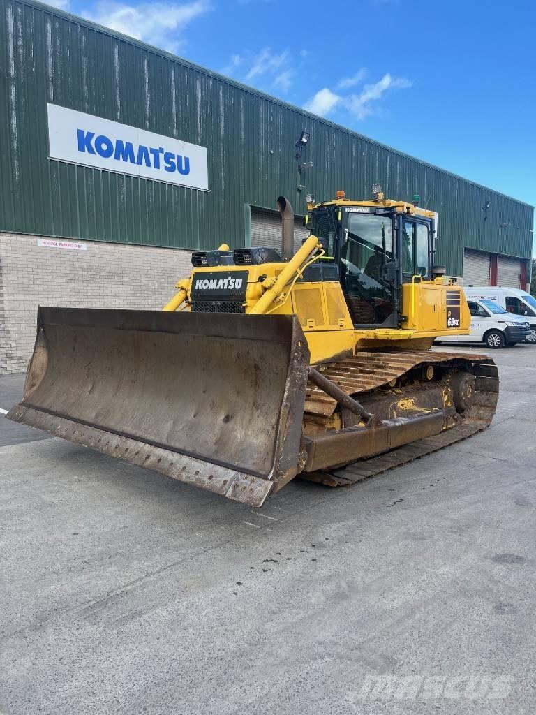 Komatsu D65PX-18E0 履带式推土机