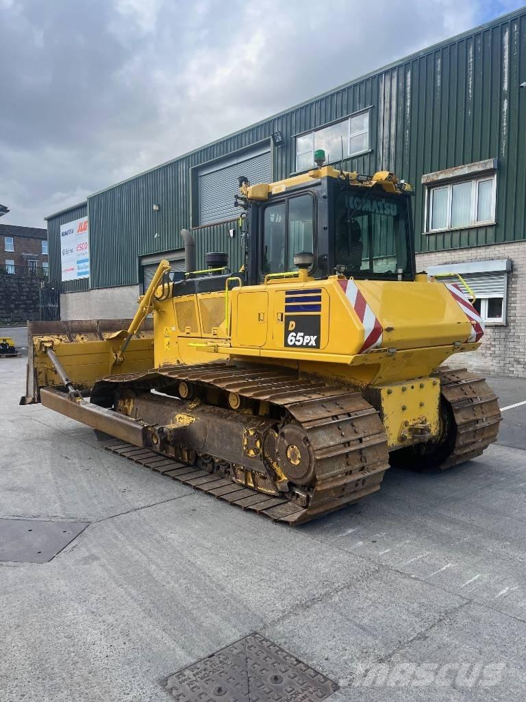 Komatsu D65PX-18E0 履带式推土机