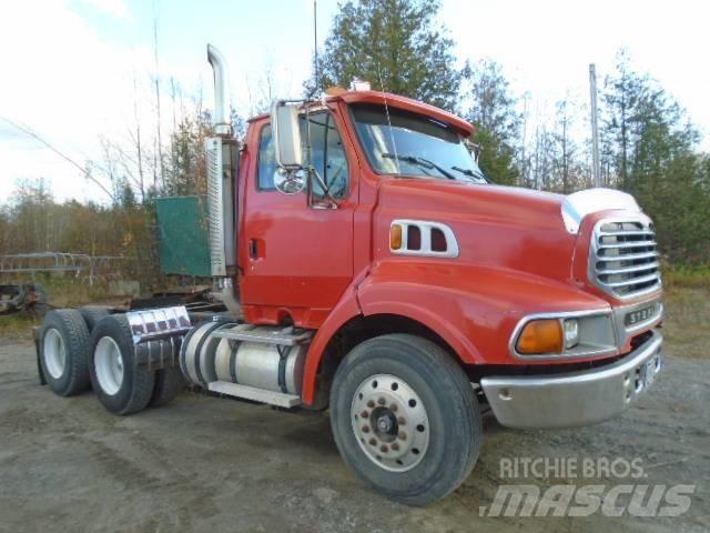Sterling L 9513 牵引车