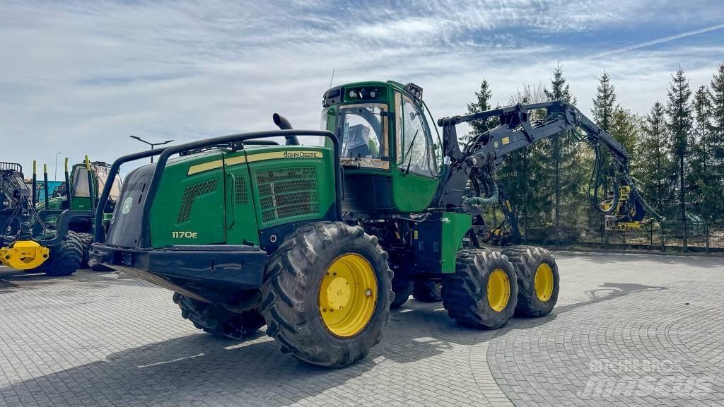 John Deere 1170 收割机