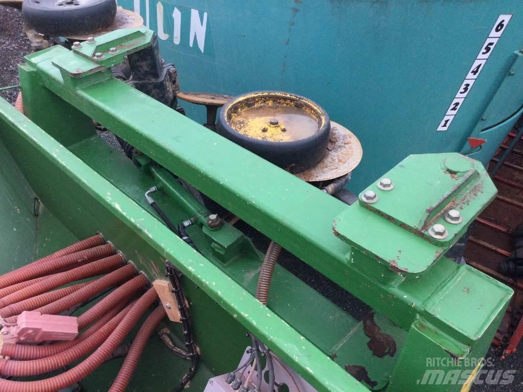 John Deere 750 A 多功能条播机