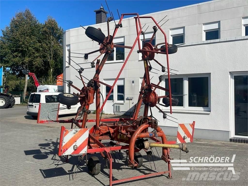 Kuhn GF 6301 MH 犁耙和摊草机