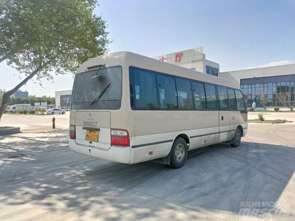 Toyota Coaster Bus 迷你巴士