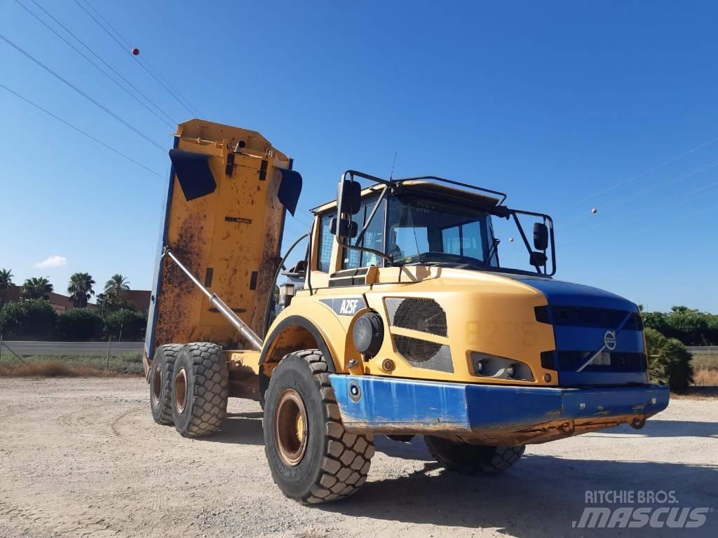 Volvo A 25 F 铰接式自卸车