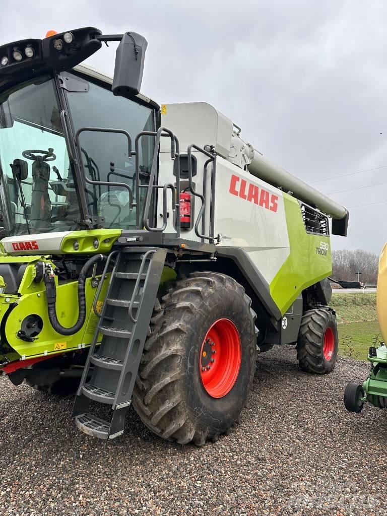 CLAAS Trion 530 联合收割机