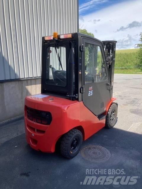 EP CPCD25N XH7B 柴油叉车