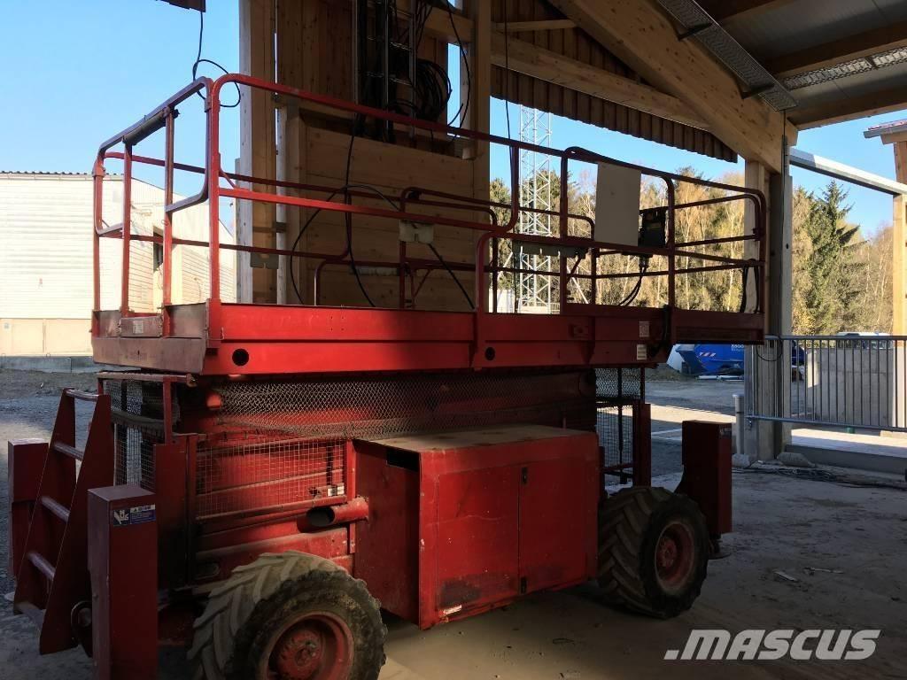 JLG 40 RTS (4x4) 剪叉式升降机