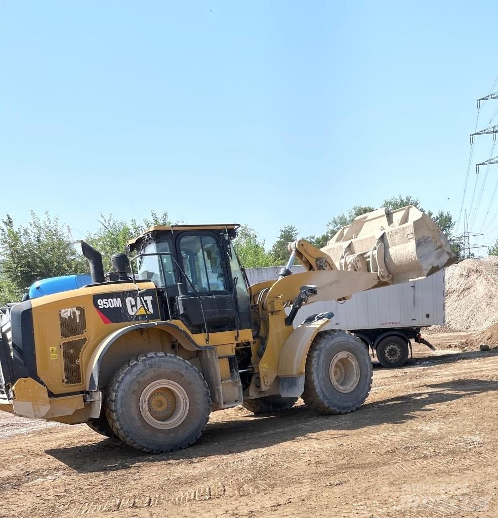 CAT 950 M 轮式装载机