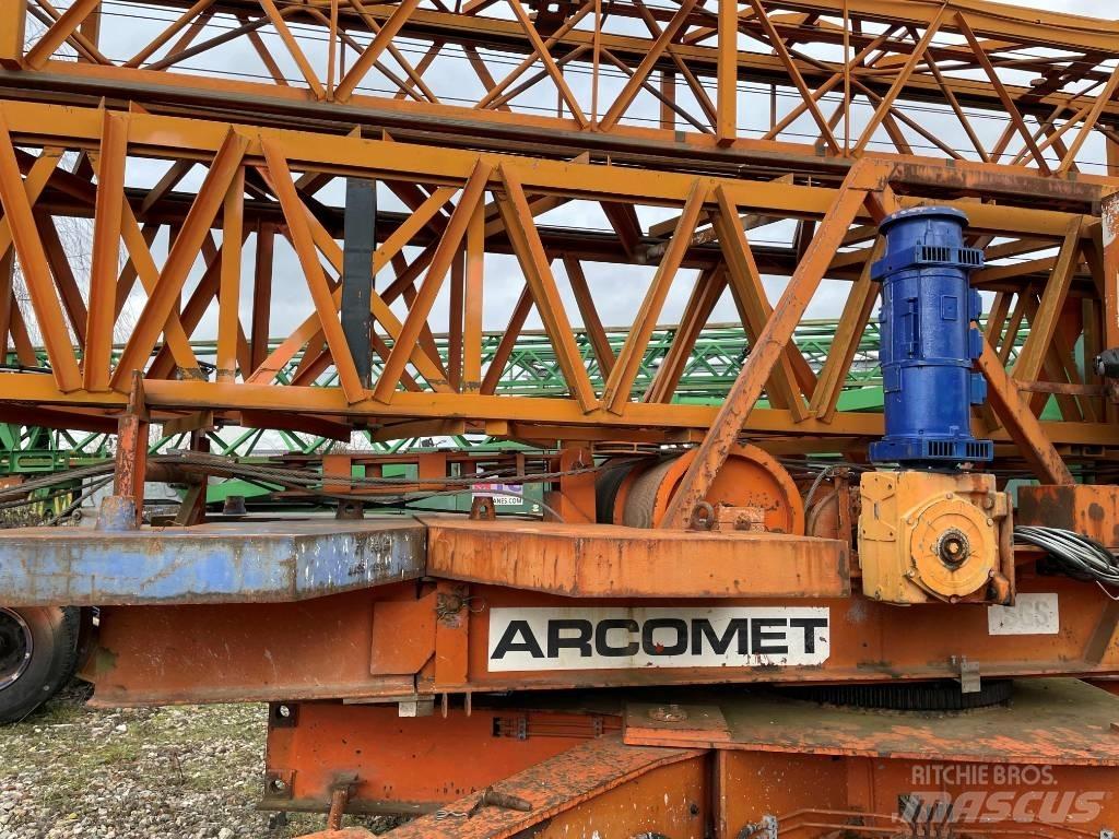 Arcomet T33A 塔式起重机