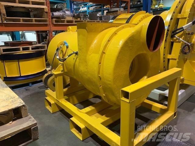 Komatsu 830 E 铰接式自卸车