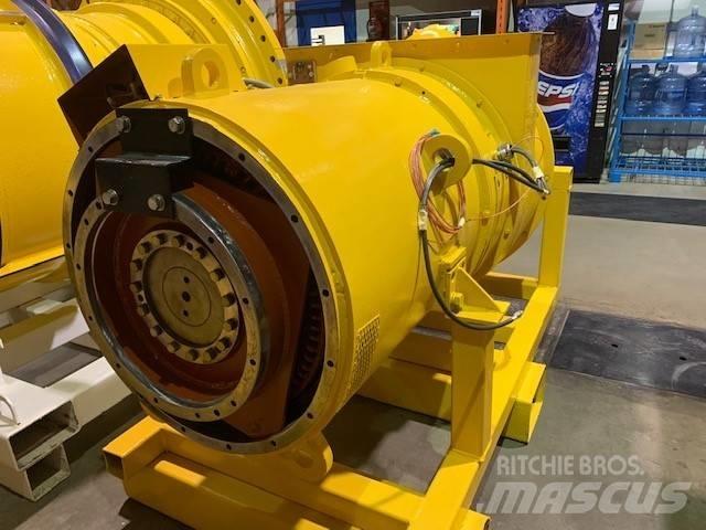 Komatsu 830 E 铰接式自卸车