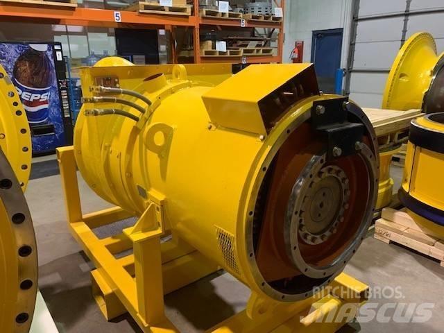 Komatsu 830 E 铰接式自卸车