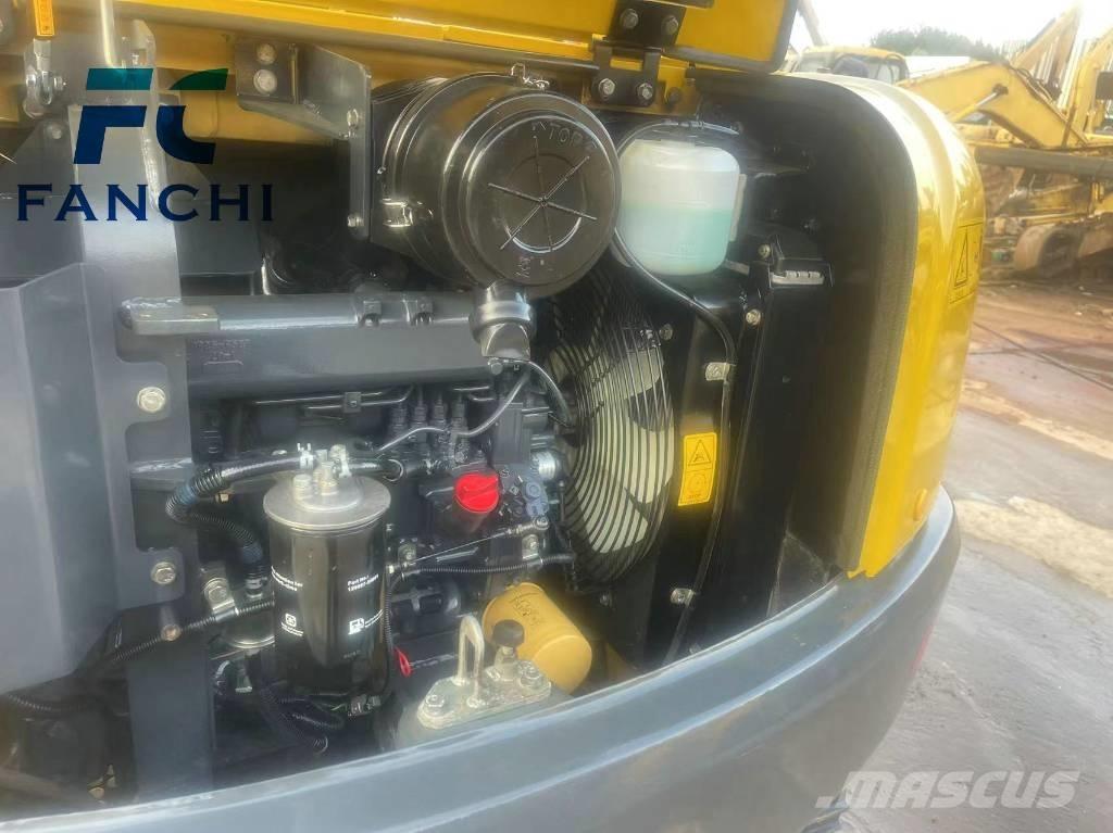 Komatsu PC 56 小型挖掘机