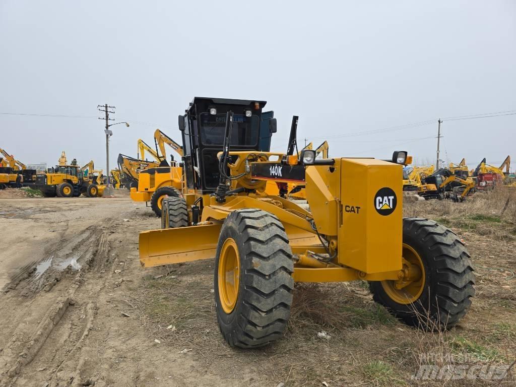 CAT 140 K 平地机/推土机