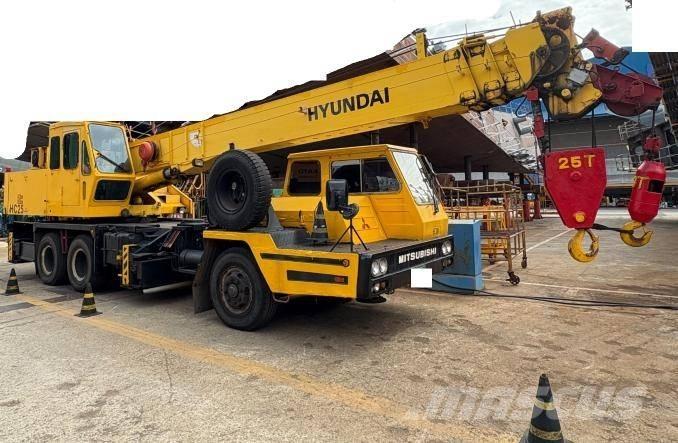 Hyundai HC 25 履带起重机