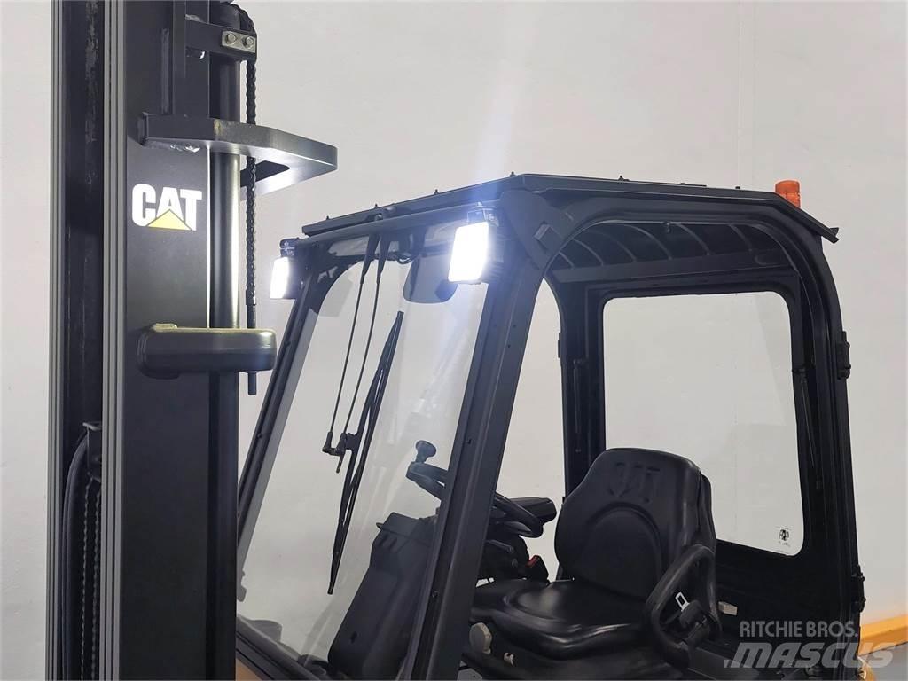CAT EP16N 电动叉车