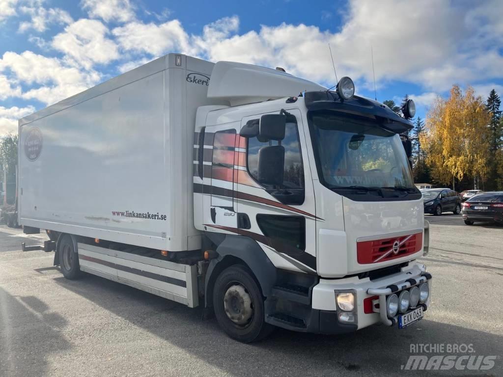 Volvo FL 厢式货车