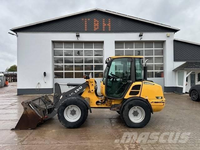 Volvo L 25 F 轮式装载机