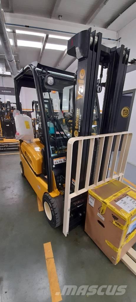Yale ERP 18 VF LWB 电动叉车