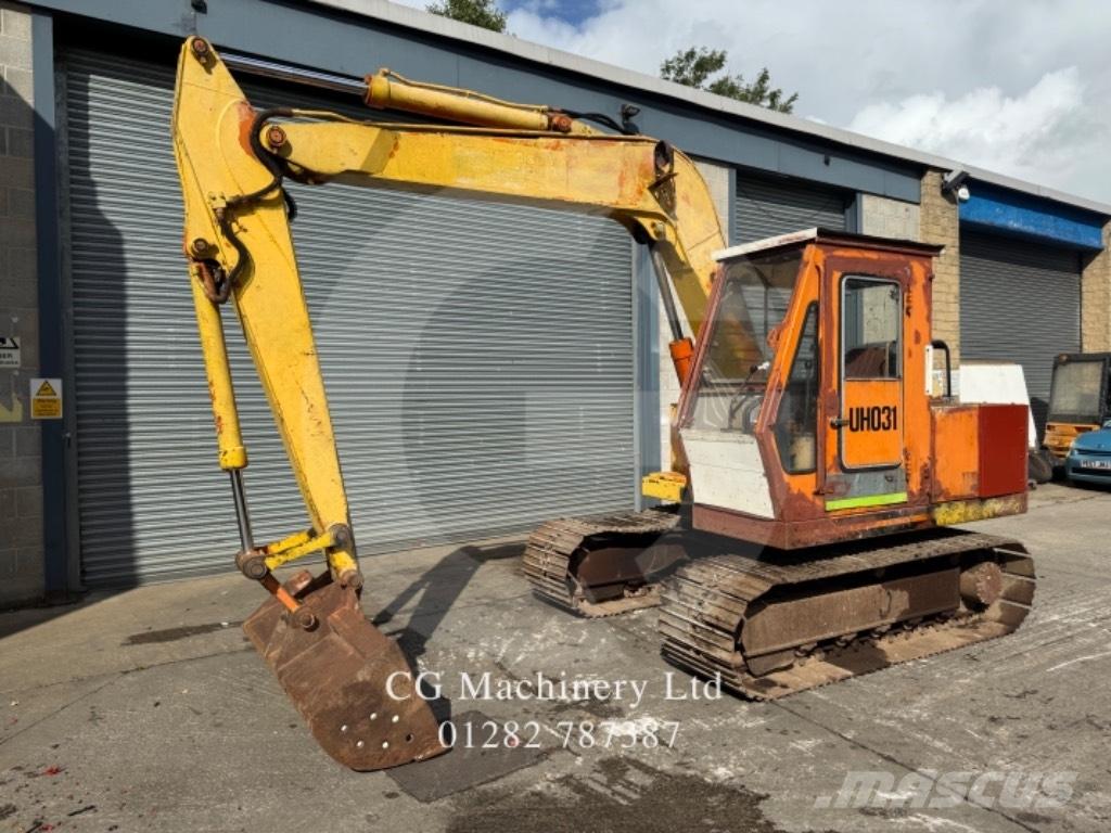 Hitachi UH031 履带挖掘机