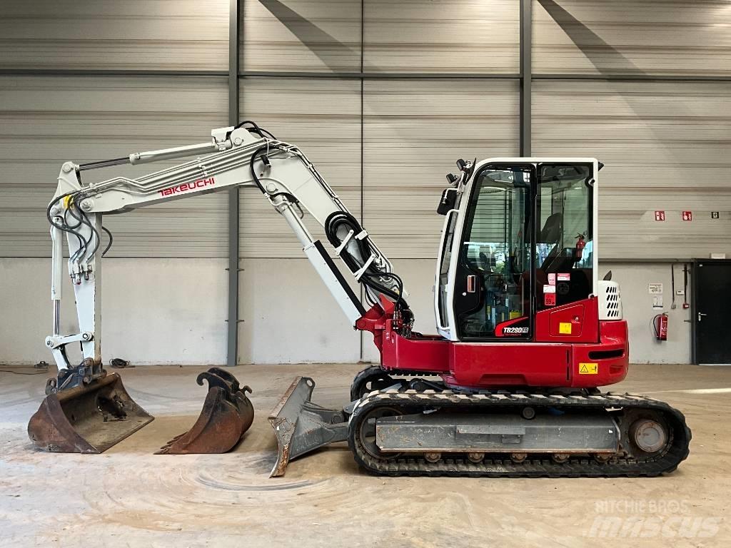 Takeuchi TB 280 FR 中型挖掘机