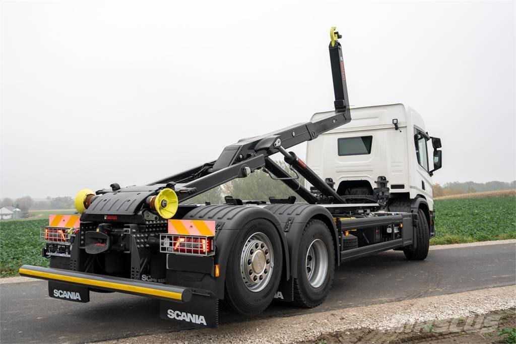 Scania P420 6X2 工程吊钩车