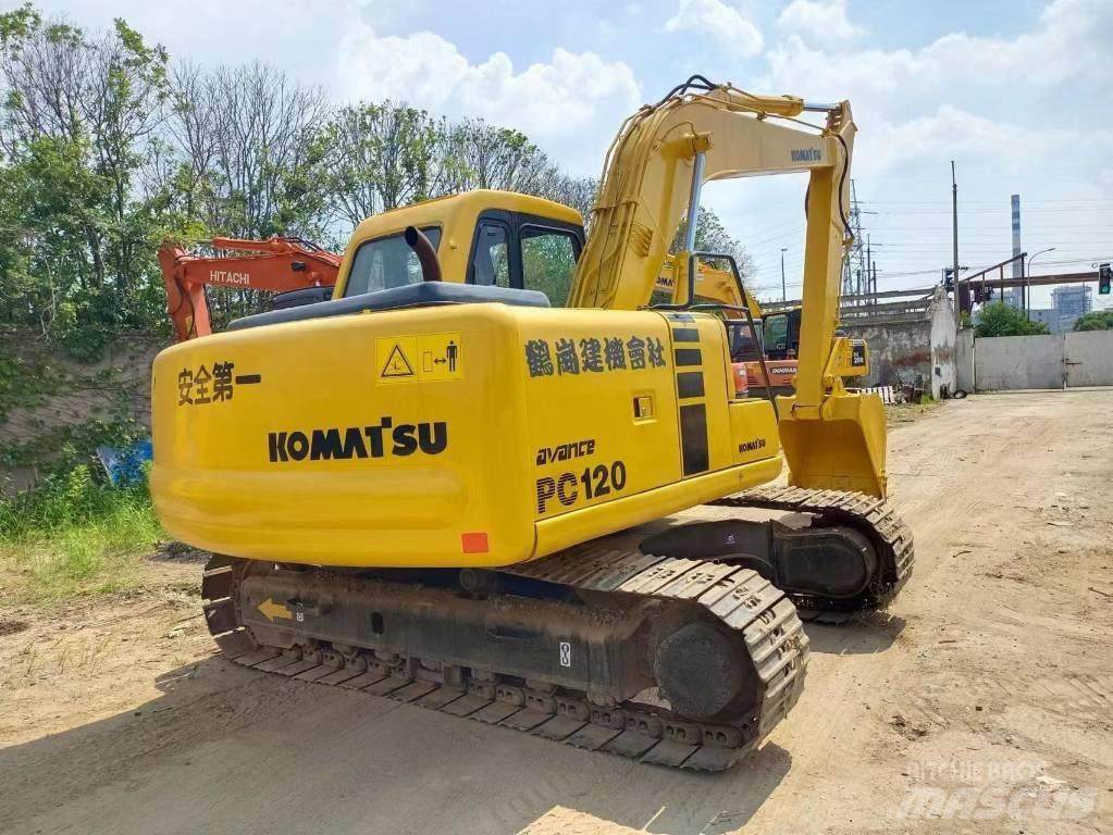 Komatsu 120 履带挖掘机