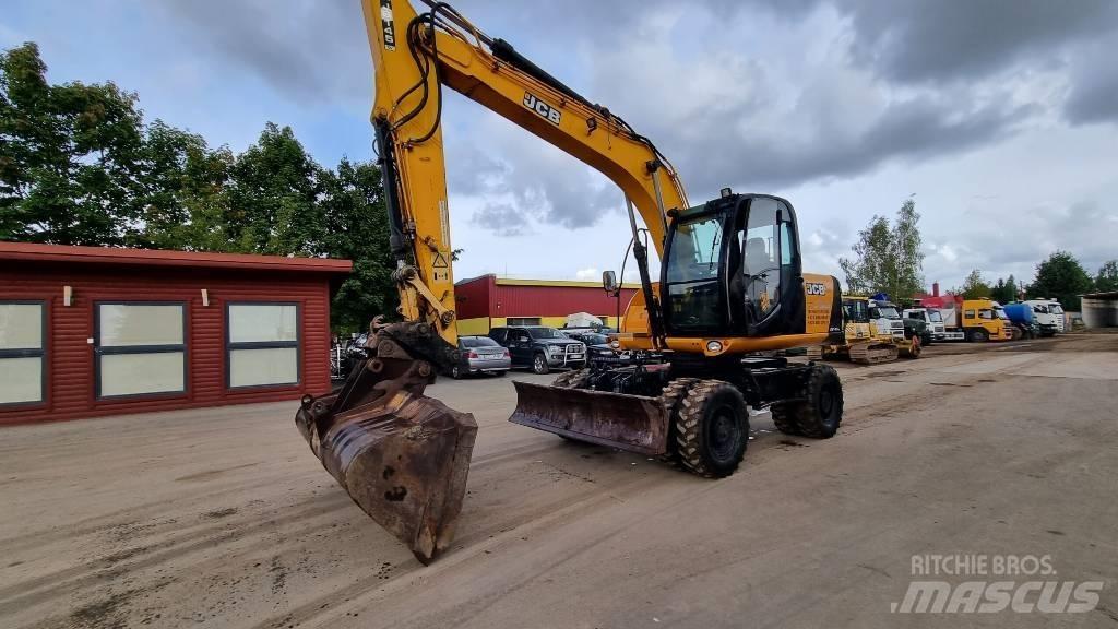 JCB 145W 轮式挖掘机