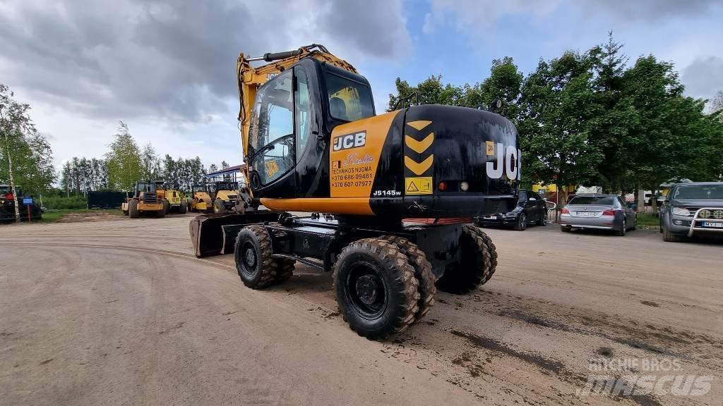 JCB 145W 轮式挖掘机
